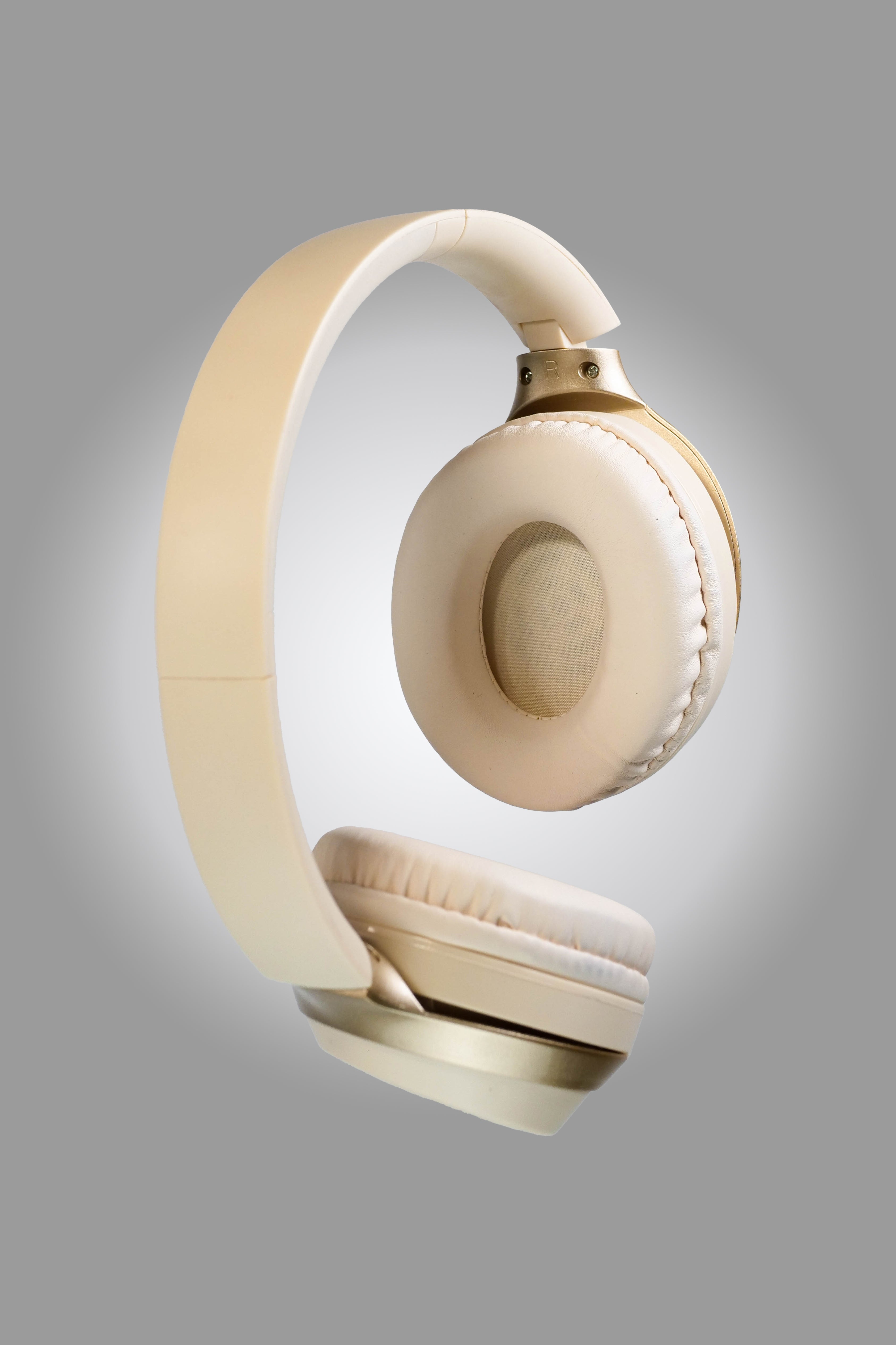 Kerno Headphones: Athens White, Over-Ear ANC - Kerno