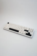 Ice Crystal White 65% Keyboard - Kerno Exclusive | Gasket Mount, Tri-mode Wireless - Kerno