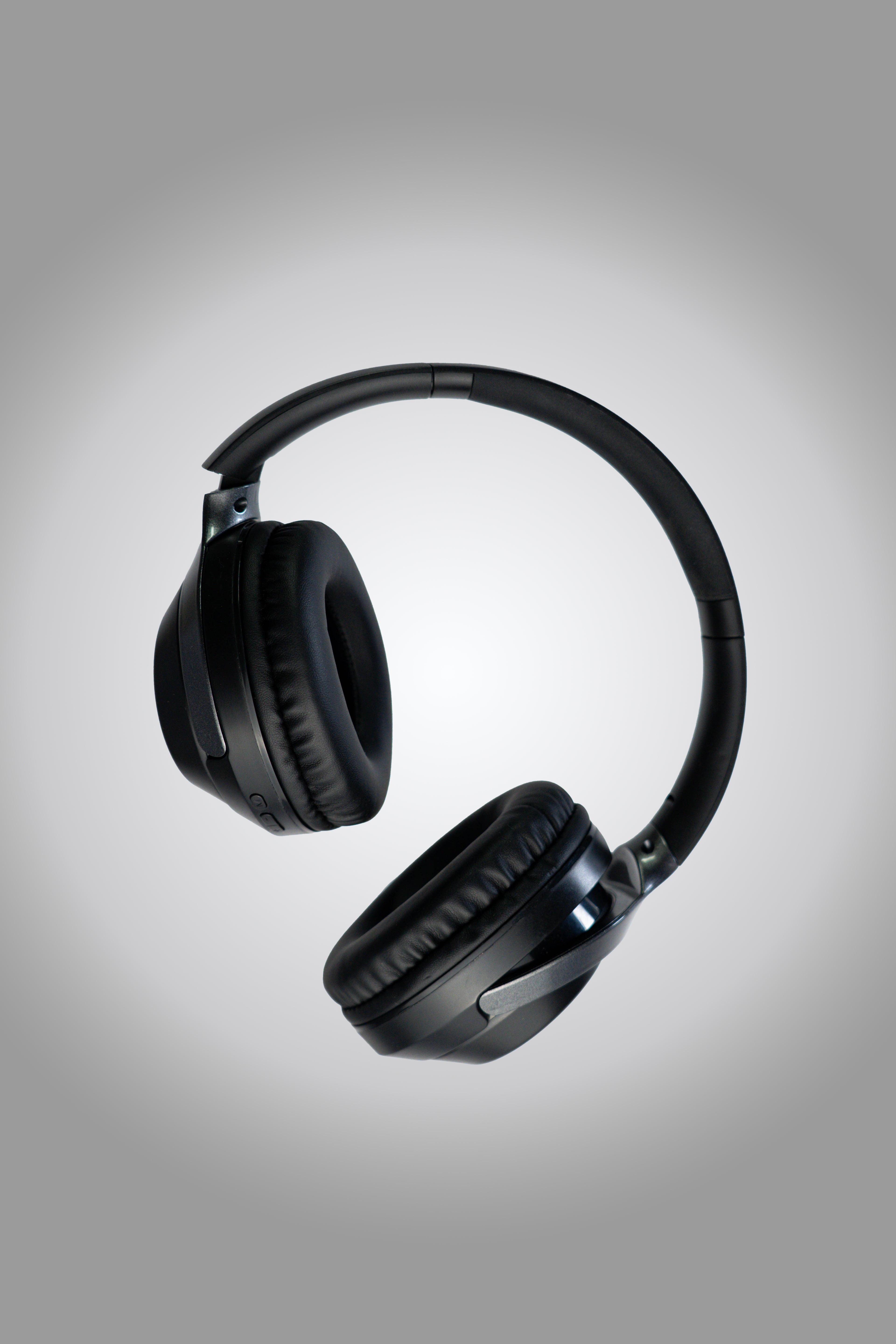Kerno Headphones: Starry Black, Over-Ear ANC - Kerno