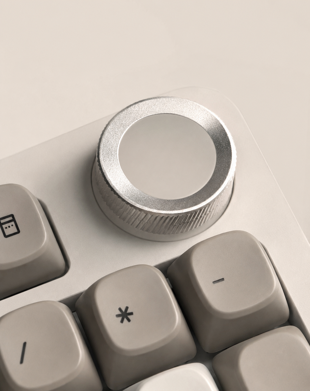Warm Gray 98: Gasket Mount Wireless Keyboard, Knob - Kerno