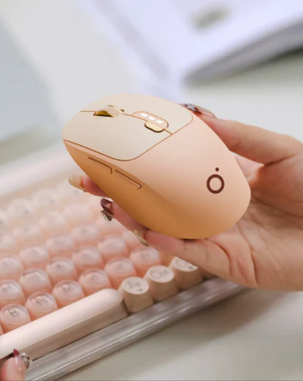 Milk Tea: Silent Wireless Mouse, Dual-Mode - Kerno