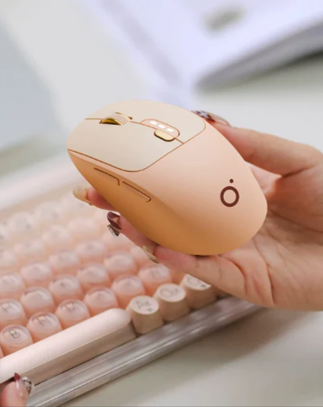 Milk Tea: Silent Wireless Mouse, Dual-Mode - Kerno