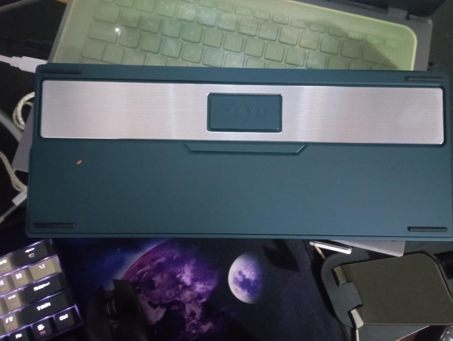 Excellent purchase. It's been 6 days and I have no complaints. It's very heavy and feels like very good quality. The typing surface is smooth and easy to open, which is very convenient for dusting