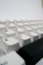 Ice Crystal White 65% Keyboard - Kerno Exclusive | Gasket Mount, Tri-mode Wireless - Kerno