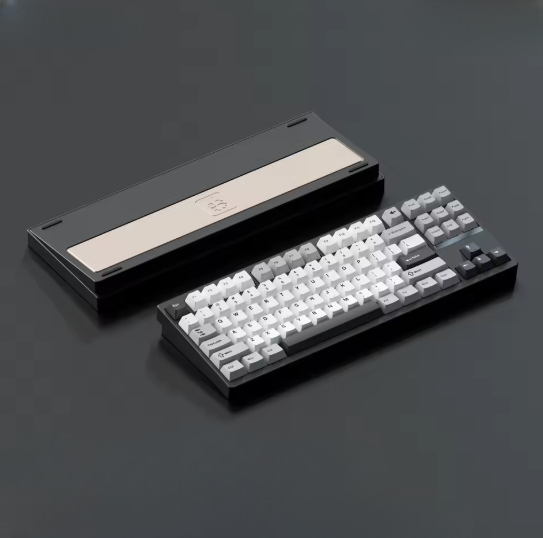 Dark Night Kingdom: 80% Aluminum Wireless Keyboard - Kerno