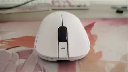 1. The mouse offers a comfortable, non-slip grip, responsive performance with no delay, and excellent battery life, making it suitable for both office work and gaming. 2. It boasts a stylish and high-quality desig