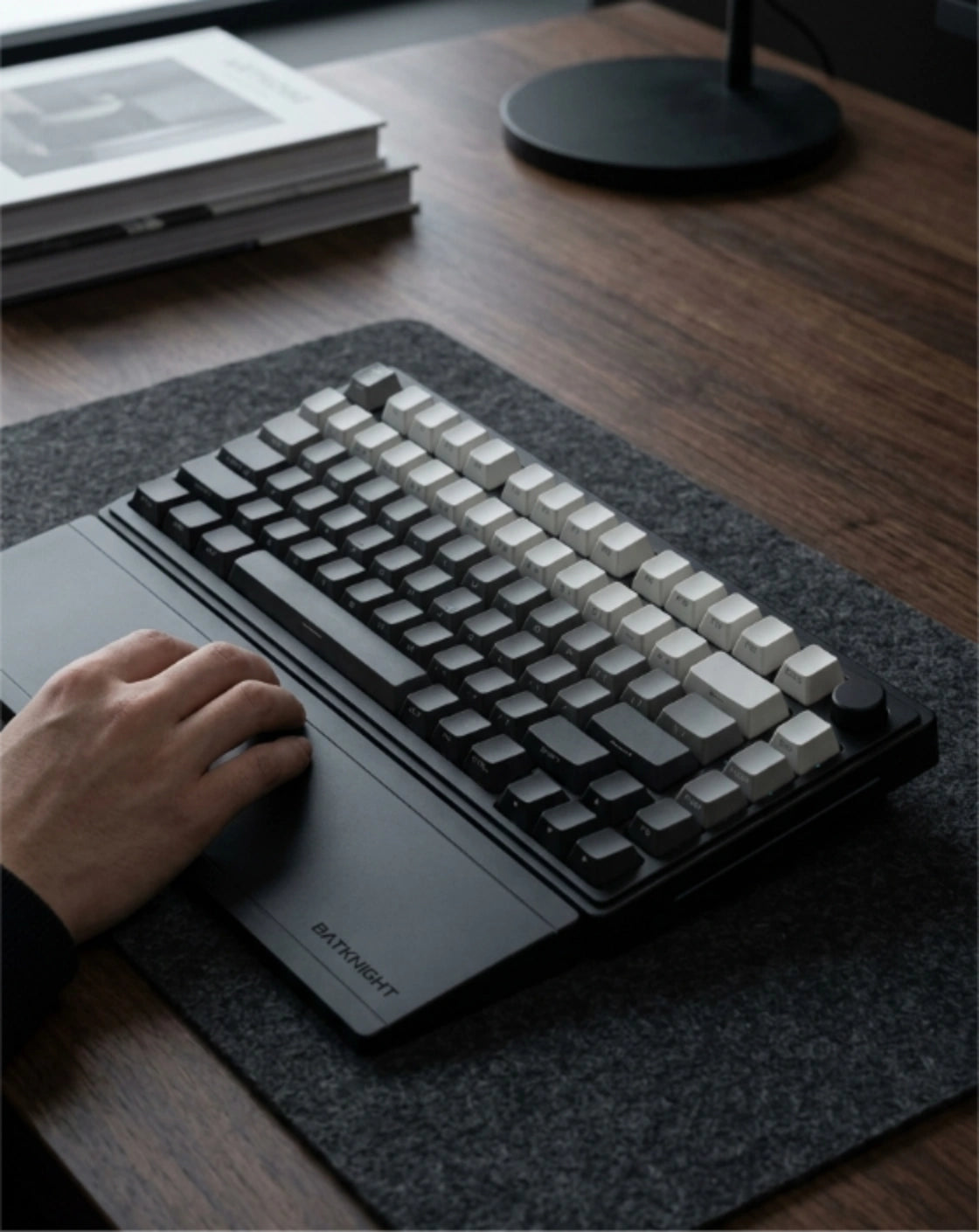 Ink Dust Black: 75% Wireless Keyboard, Foldable Palm Rest - Kerno